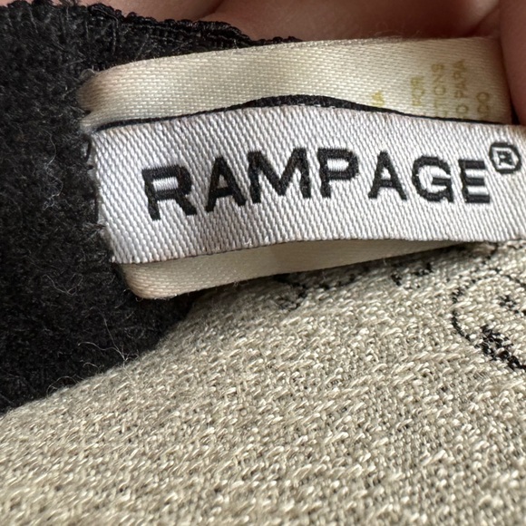 Rampage 36B Black Floral Embroidered Wired Bra - Picture 10 of 16